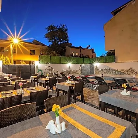 Carpediem Gold Hotel 3*